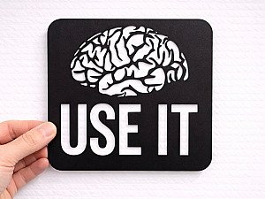 Настенное панно Мозг Use It 17.5х17.5 см 2