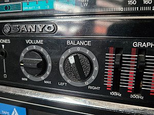 Ручка громкости для Sanyo M-W250LO 3