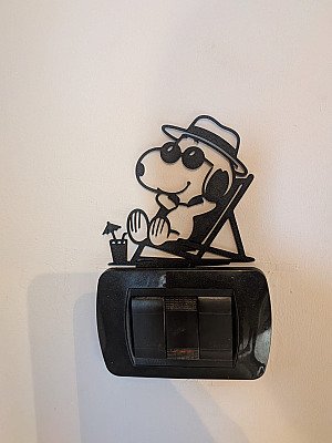 Декор для выключателя Snoopy Relax 2