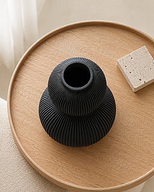 Ваза FINSPÅR Japandi с ребристой структурой 9