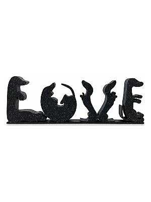 Декоративная надпись Love с таксами 4