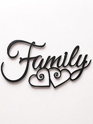Декор для дома Family с сердцами 2