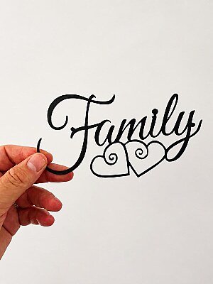Декор для дома Family с сердцами 5