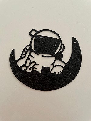 Декор настенный Космонавт на Луне 2