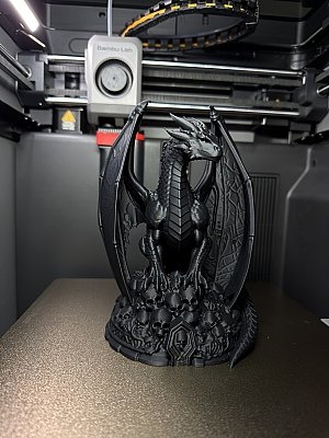 Статуэтка Necro Dragon на троне из черепов 8