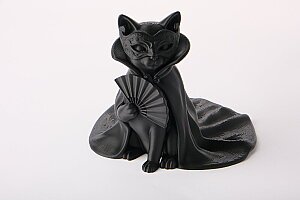 Скульптура Кошка в маскарадной маске 4