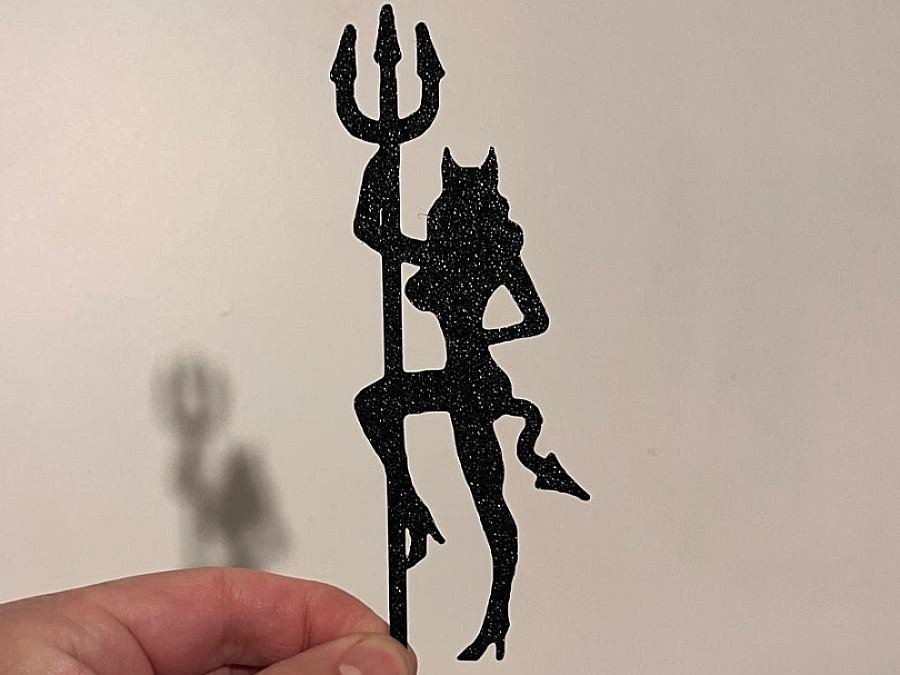 Декор для дома She-Devil