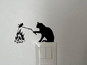 Декор на стену Кот жарит мышь 2