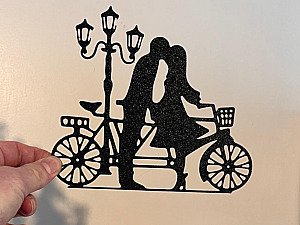 Декор для интерьера Влюбленная пара на тандеме в Париже 2