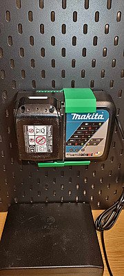 Держатель зарядного устройства Makita 18V для IKEA Skadis 4