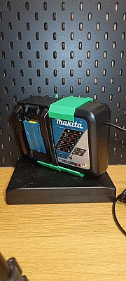 Держатель зарядного устройства Makita 18V для IKEA Skadis 7