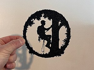 Настенное панно Альпинист на дереве 2