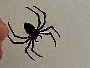 Декоративный паук на стену на Хэллоуин 5 см 3