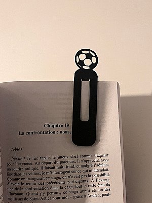 Закладка для книг детская Футбольный мяч 2