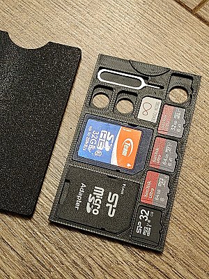 Кейс-органайзер для SD, microSD и SIM карт Slim 2